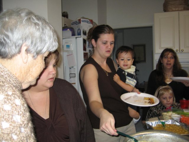 familydinner3.jpg