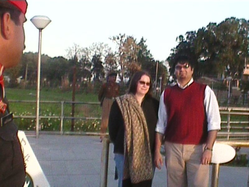 changingoftheguardswagahborder.jpg