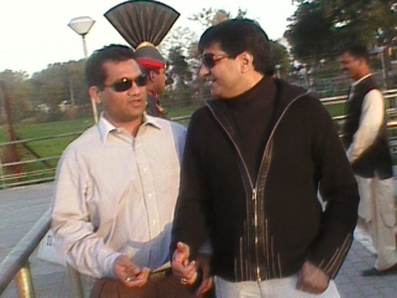 changingoftheguardswagahborder3.jpg
