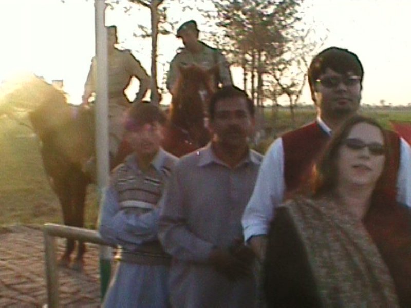 changingoftheguardswagahborder4.jpg